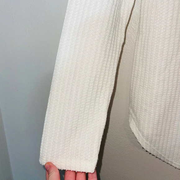 Maurices 24/7 Cream Strappy Front Waffle Knit Thermal Top Small Women’s - Picture 4 of 11